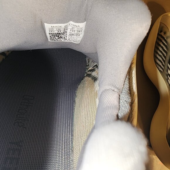 Authentic Adidas Yeezys - Picture 6 of 6